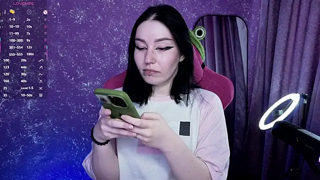 MargarettRose online show from June 8, 6:58 am