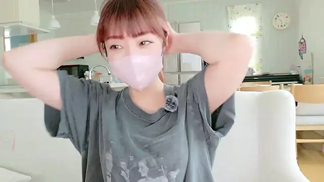 SUZU 1201 online show from July 12, 1:28 am