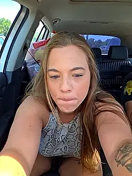 Luna Lynn online show from June 12, 10:12 am