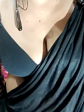 pinki nude online show from September 9, 7:35 pm