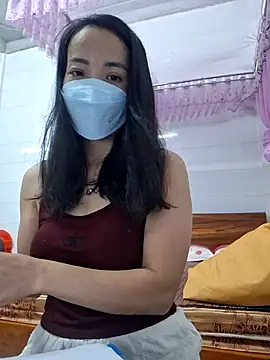 Snapshot of LazdyLy chatting on September 18, 1:42 pm LazdyLy online show from September 18, 1:42 pm