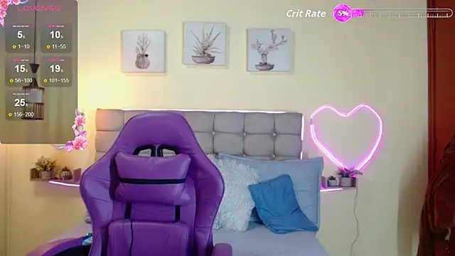  naomi s online show from July 29, 1:22 pm