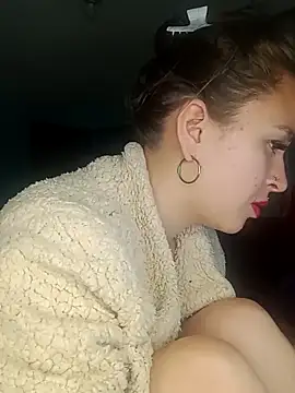 Tatii-Bunny online show from October 17, 5:21 am