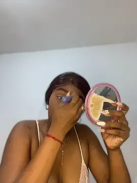 zaracollins01 online show from July 17, 9:40 pm