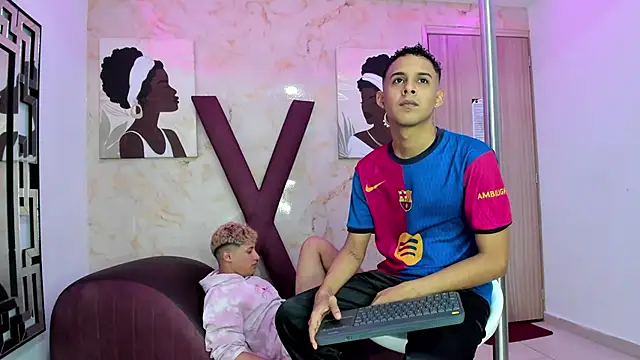 GRETTY BOYS online show from January 17, 7:49 am