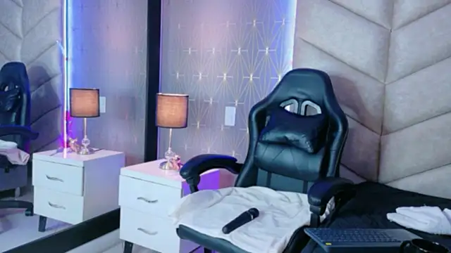 samiradoll online show from January 13, 4:29 am