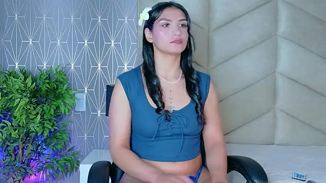 samiradoll online show from February 1, 4:00 am