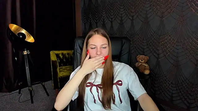 MilaAddams online show from July 7, 6:47 am