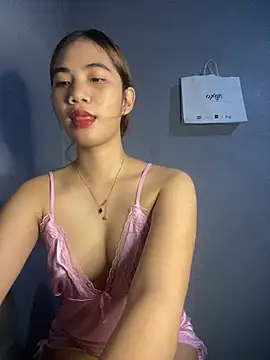 Shy SexyLady online show from May 21, 1:09 pm