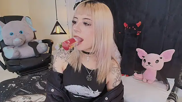 IvyBelle  online show from June 17, 12:06 pm