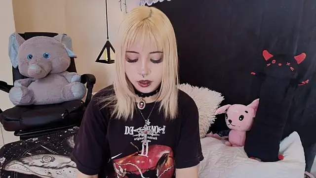 IvyBelle  online show from July 25, 11:39 am