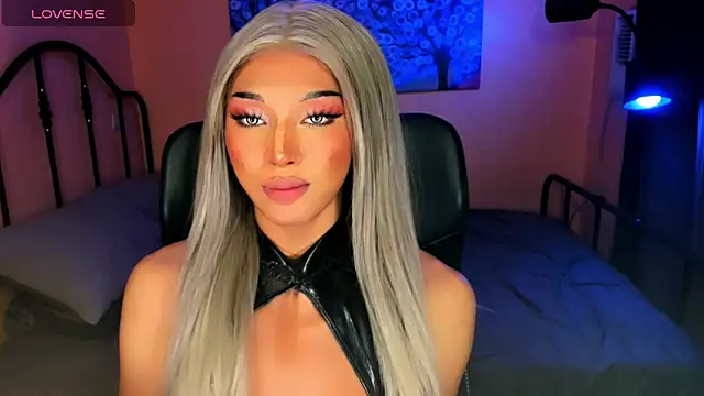 xUrGoddess Bellax online show from December 15, 8:41 am