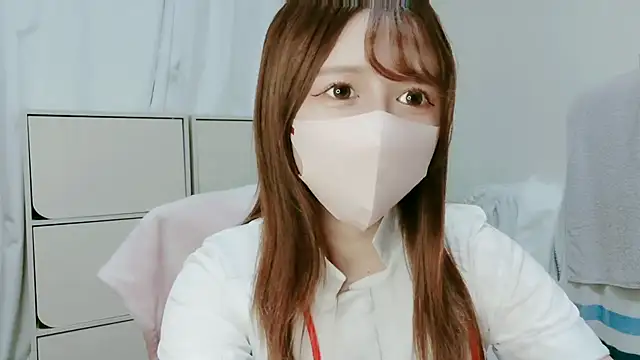 Snapshot of Hanachan_Gcup_ chatting on September 9, 1:33 pm Hanachan Gcup online show from September 9, 1:33 pm