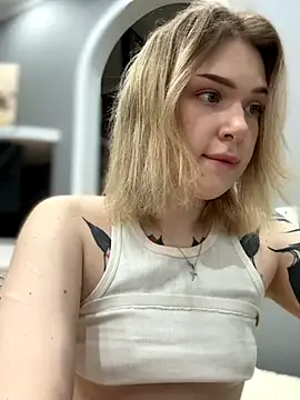 elliss  online show from October 30, 1:23 pm