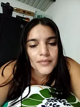 Snapshot of chloe_90 chatting on October 16, 1:41 am chloe 90 online show from October 16, 1:41 am
