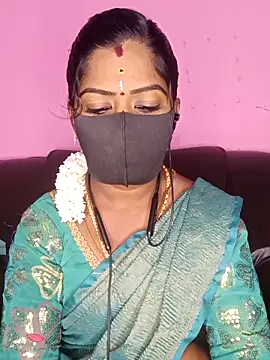 Snapshot of tamilammukuttyy chatting on September 23, 3:15 am tamilammukuttyy online show from September 23, 3:15 am