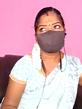 Snapshot of tamilammukuttyy chatting on September 16, 4:31 am tamilammukuttyy online show from September 16, 4:31 am