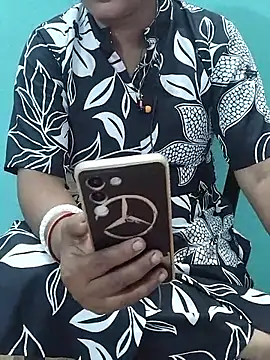 desi boudi87 online show from June 14, 8:04 am