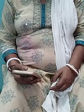 desi boudi87 online show from June 15, 8:47 am