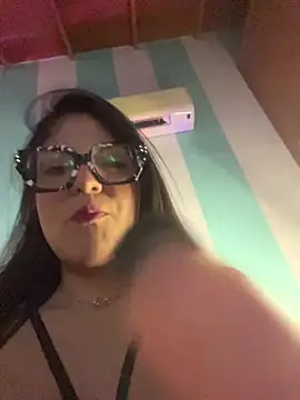 alilith online show from March 19, 7:29 pm