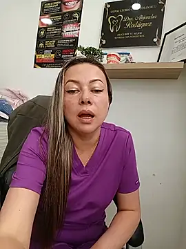 Madisson-04  online show from July 14, 3:28 pm