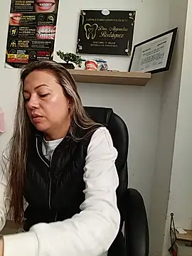 Madisson-04  online show from July 13, 1:01 pm