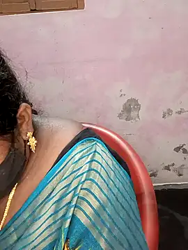 Snapshot of chubby_babitha-telugu chatting on October 12, 4:20 pm chubby babitha-telugu online show from October 12, 4:20 pm