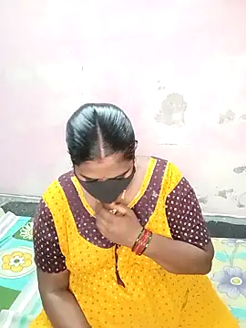 Snapshot of chubby_babitha-telugu chatting on September 10, 5:35 pm chubby babitha-telugu online show from September 10, 5:35 pm