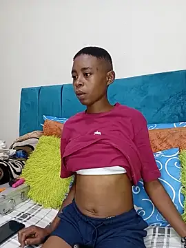 SweetSlenderChoc online show from June 3, 5:18 pm