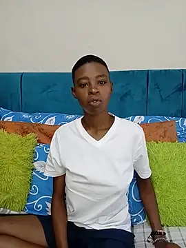 SweetSlenderChoc online show from June 8, 5:52 am