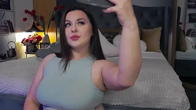 Mia Swano online show from November 9, 1:56 am