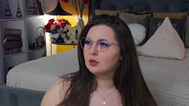 Mia Swano online show from January 11, 1:32 am