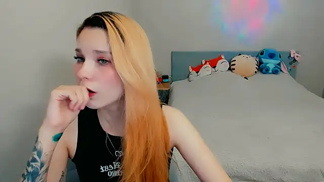 Snapshot of Kitten_Alissa chatting on October 11, 7:27 pm Kitten Alissa online show from October 11, 7:27 pm