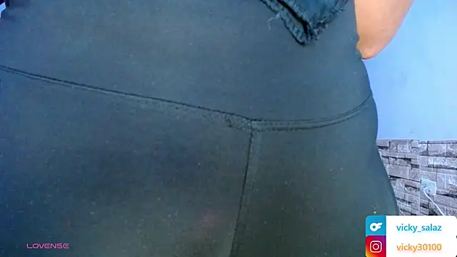 Bicky 24 online show from November 18, 1:56 pm