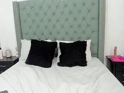 RubyStrong online show from November 30, 1:59 pm