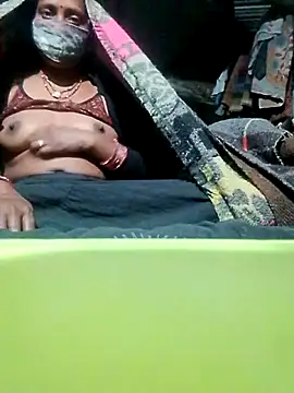 CUTE-004 online show from November 16, 6:52 pm