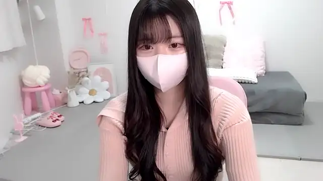 moka-neko online show from December 17, 1:26 pm