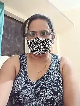 Your-vipasha online show from August 3, 5:40 pm