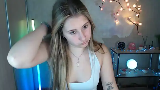 Milka kamila online show from July 16, 12:32 pm