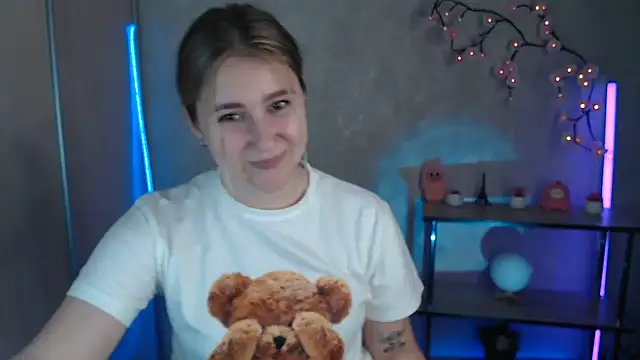 Milka kamila online show from June 11, 12:57 pm