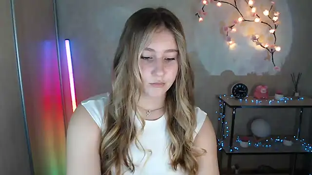 Milka kamila online show from July 31, 12:17 pm