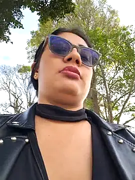 Monse--145 online show from April 30, 8:57 pm