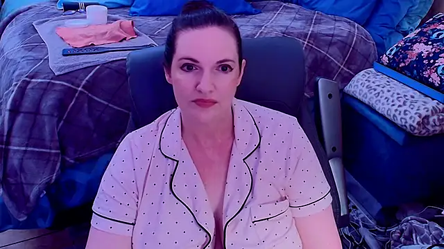 ninajaymes online show from July 16, 9:19 pm