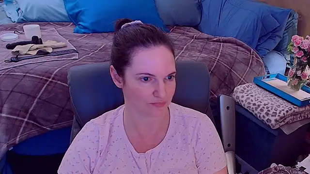 Snapshot of ninajaymes chatting on September 8, 8:41 pm ninajaymes online show from September 8, 8:41 pm