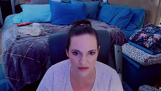 ninajaymes online show from June 11, 12:32 am