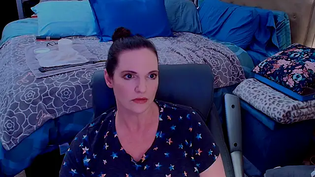 ninajaymes online show from June 18, 1:40 am