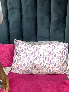 Littlebunny33 online show from July 15, 9:41 pm