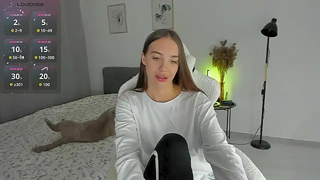 Snapshot of LovelyKaya chatting on October 19, 6:43 pm LovelyKaya online show from October 19, 6:43 pm