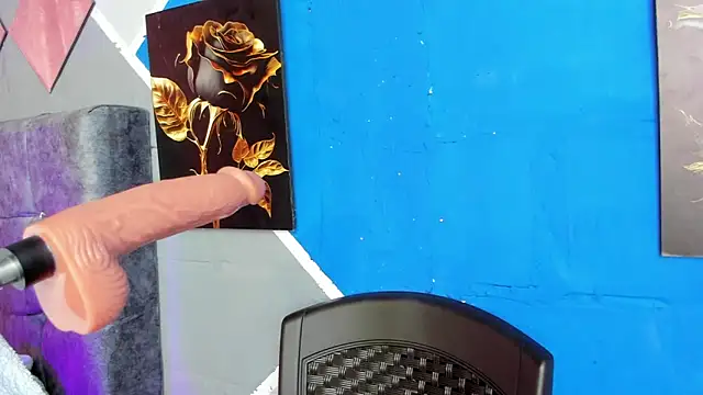 lau-hot online show from February 18, 8:19 pm