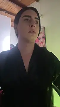 lola diez online show from July 26, 1:24 am